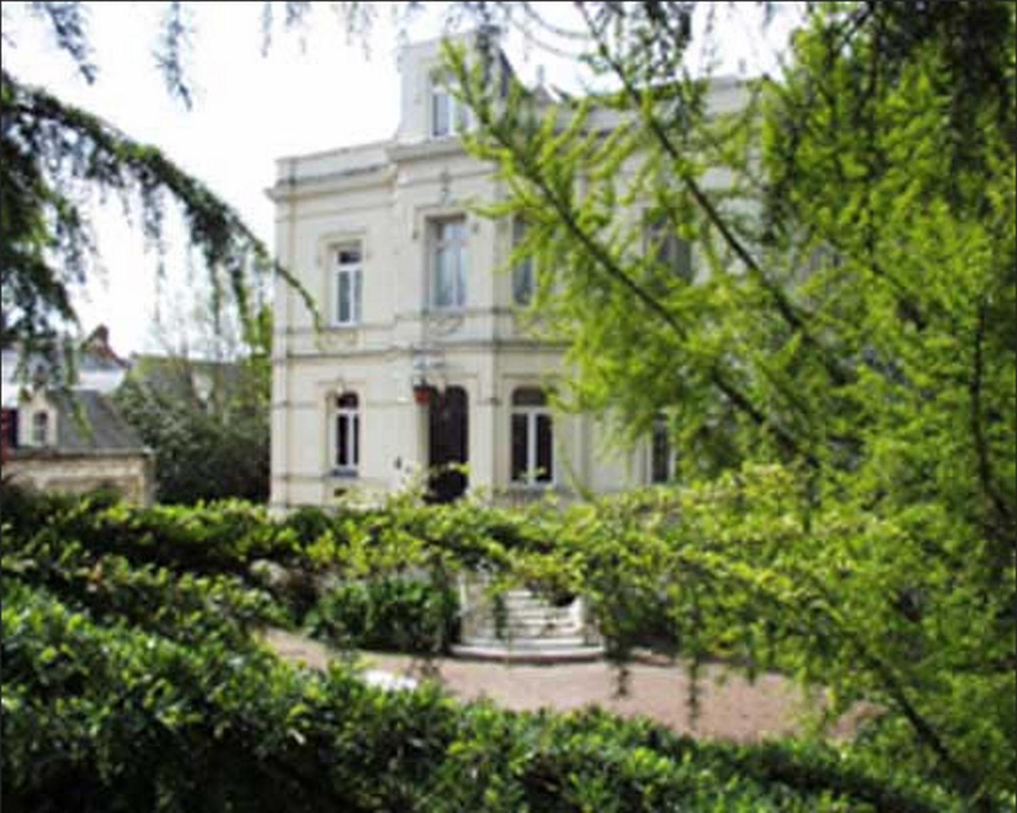 Domaine De L'oie Rouge Bed & Breakfast 3*